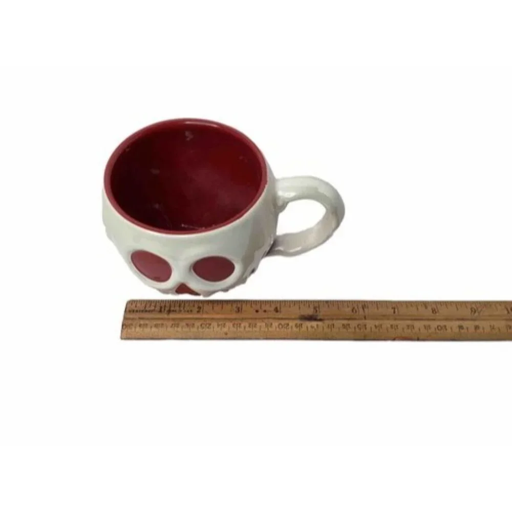 Disney POISON APPLE SNOW WHITE Coffee Mug Cup Collectible Villains Rare Tea Mug - Picture 4 of 4